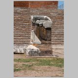 2917 ostia - regio i - forum - marmoraltar.jpg